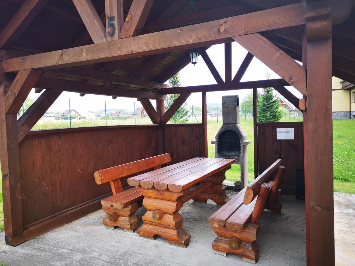 Apartman Laria Veľka Lomnica Bagian luar foto